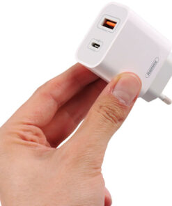 شارژر دیواری فست شارژ Remax RP-U68 2Port 3A PD3.0 QC3.0 20W + کابل آیفونی